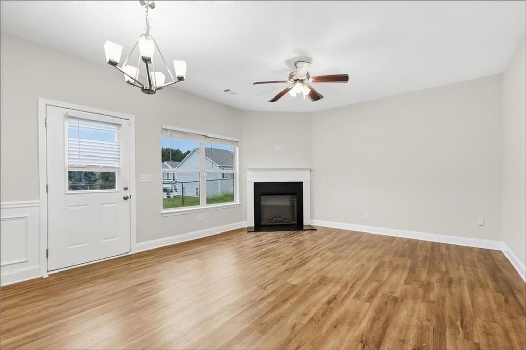 4 bedroom, 3 bathroom, 2,052 sq ft single family residence for sale at 256 Leland Lane, Mcdonough, GA 30253 — photo 2
