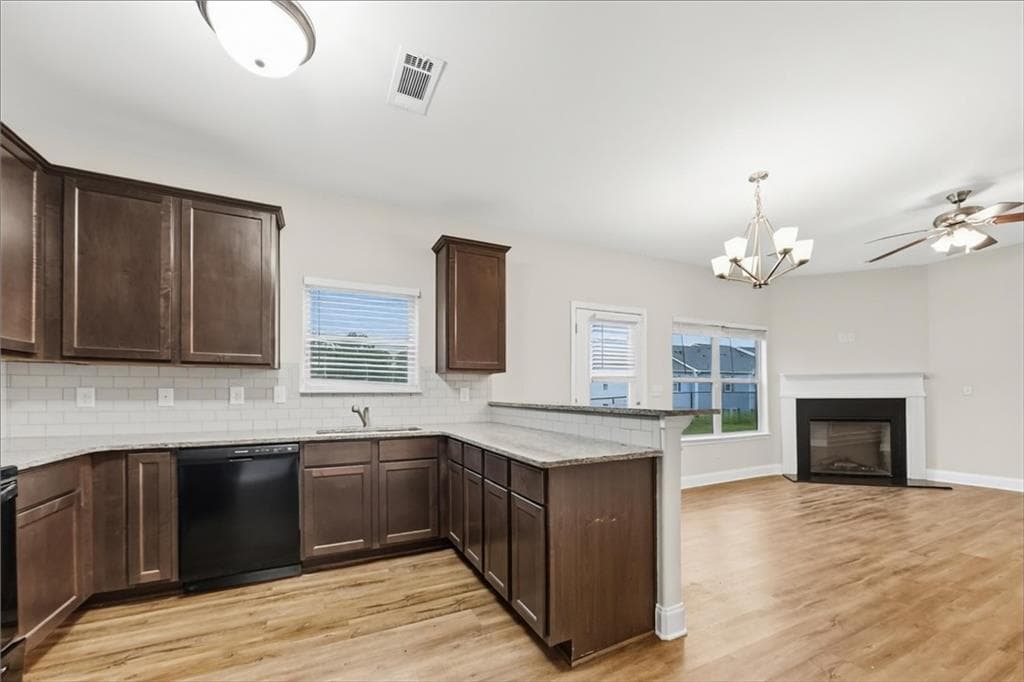 4 bedroom, 3 bathroom, 2,052 sq ft single family residence for sale at 256 Leland Lane, Mcdonough, GA 30253 — photo 5