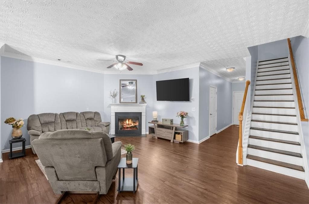 3 bedroom, 3 bathroom, 1,692 sq ft townhouse for sale at 4612 Beacon Ridge Lane, Flowery Branch, GA 30542 — photo 6