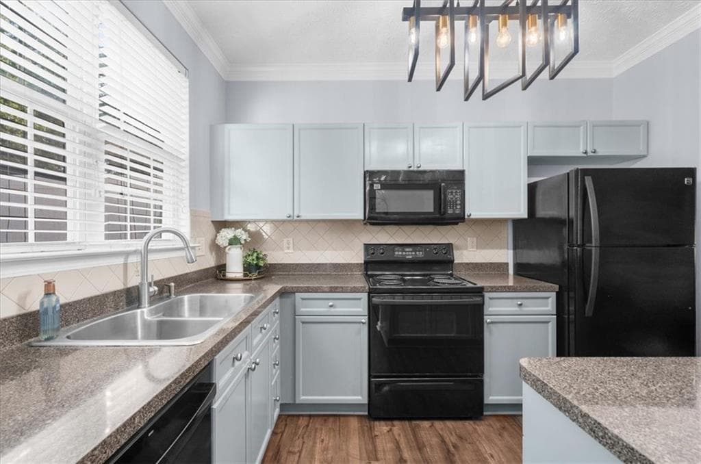 3 bedroom, 3 bathroom, 1,692 sq ft townhouse for sale at 4612 Beacon Ridge Lane, Flowery Branch, GA 30542 — photo 10