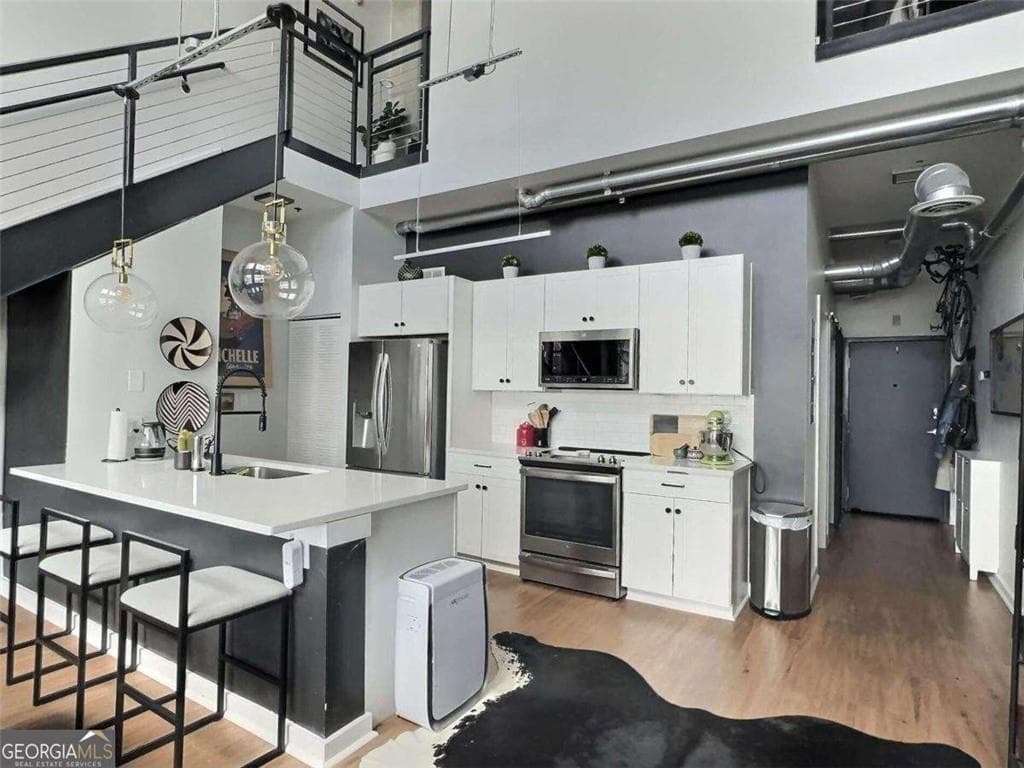 2 bedroom, 2 bathroom, 2,088 sq ft condominium for rent at 260 18TH Street 10327, Atlanta, GA 30363 for $3,500 a month — photo 5