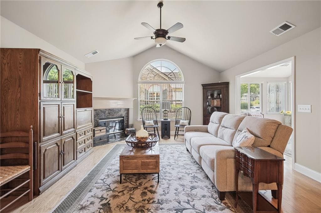 2 bedroom, 2 bathroom, 1,712 sq ft condominium for sale at 5316 Stone Village Circle, Kennesaw, GA 30152 — photo 10