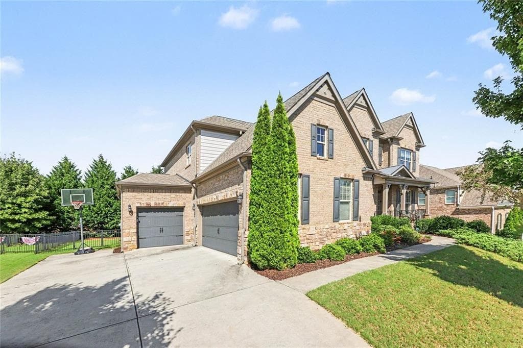 7 bedroom, 5 bathroom, 5,498 sq ft single family residence for rent at 9035 Sunbury Place, Cumming, GA 30041 for $4,950 a month — photo 4
