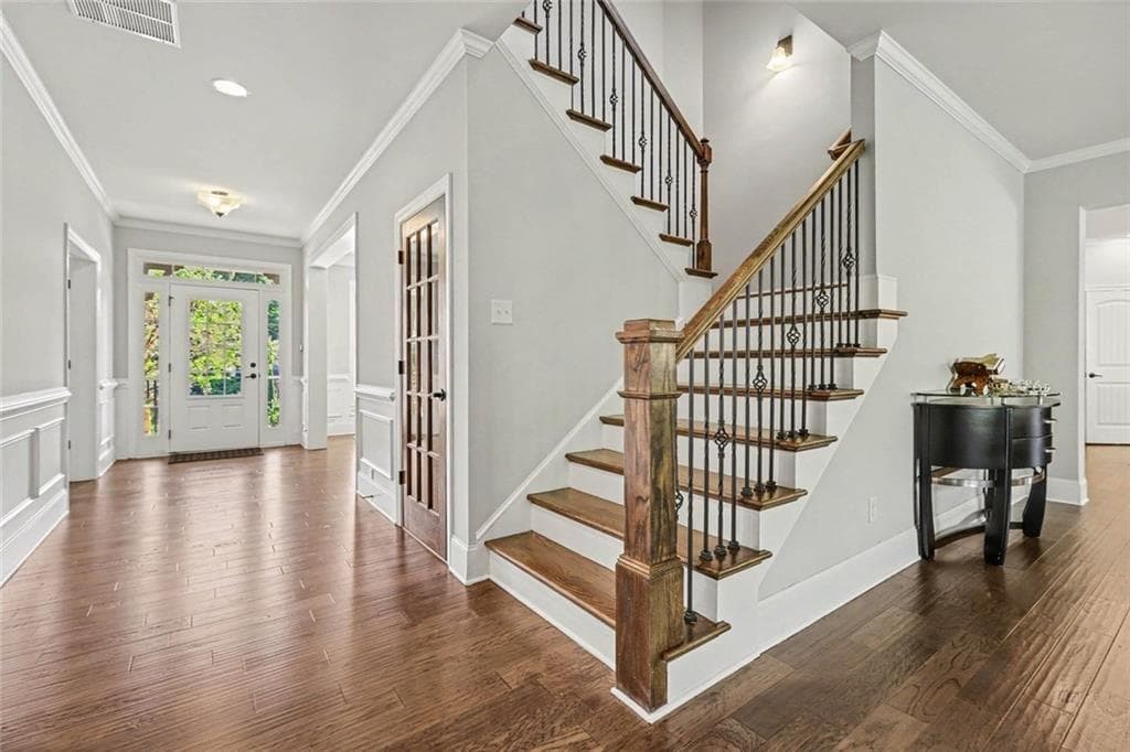 7 bedroom, 5 bathroom, 5,498 sq ft single family residence for rent at 9035 Sunbury Place, Cumming, GA 30041 for $4,950 a month — photo 7