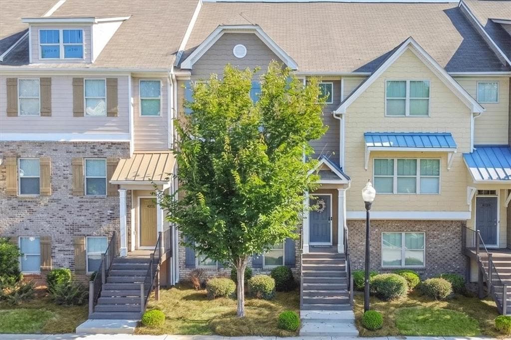 4 bedroom, 4 bathroom, 2,064 sq ft townhouse under contract at 4192 Integrity Way, Powder Springs, GA 30127