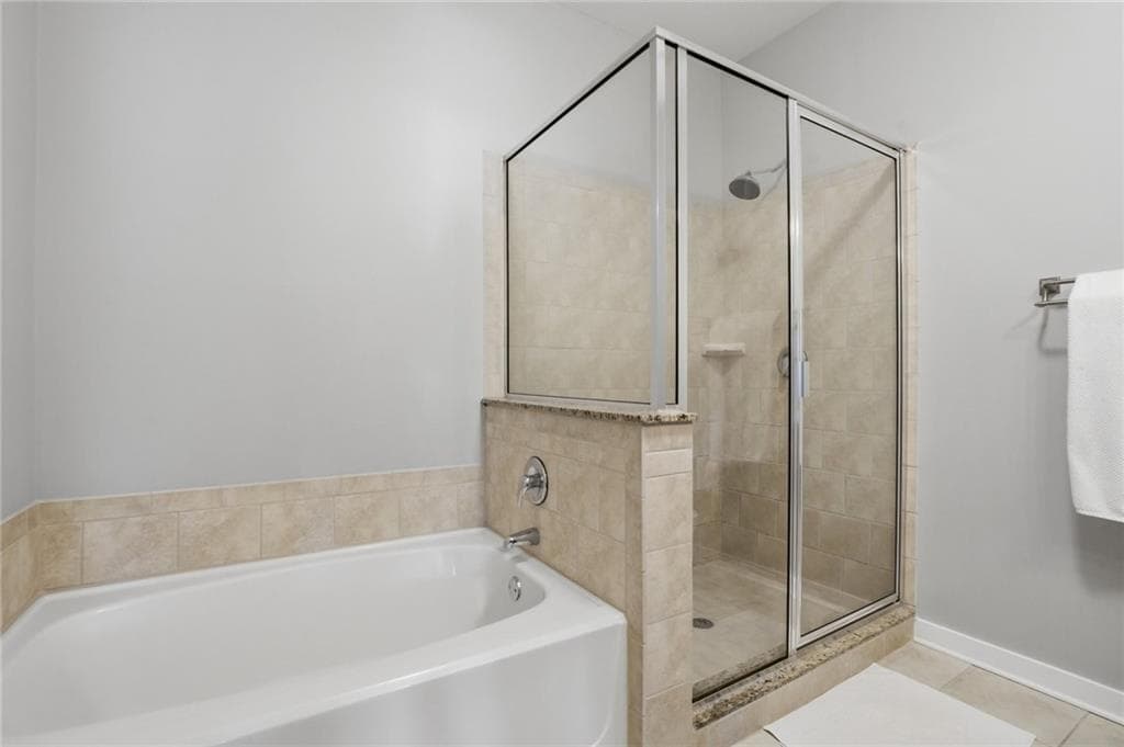 1 bedroom, 1 bathroom, 810 sq ft condominium for rent at 870 Inman Village Parkway 421, Atlanta, GA 30307 for $2,250 a month — photo 5