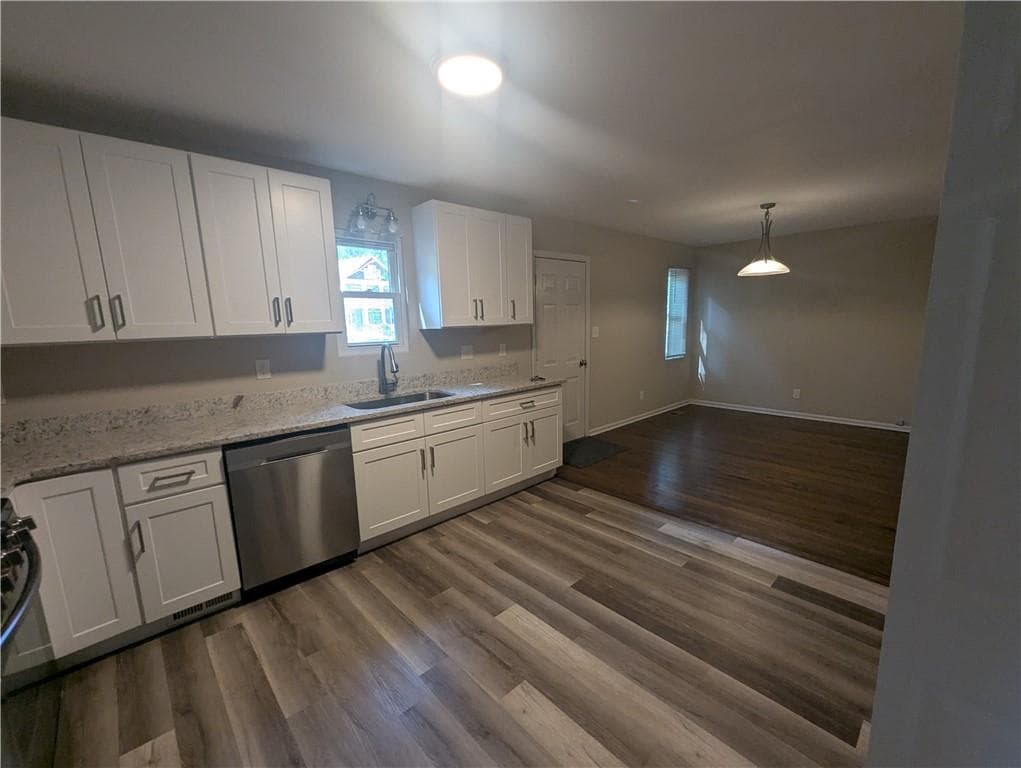 3 bedroom, 3 bathroom, 1,568 sq ft single family residence for rent at 1611 Creek Pond Cove, Decatur, GA 30032 for $2,350 a month — photo 10