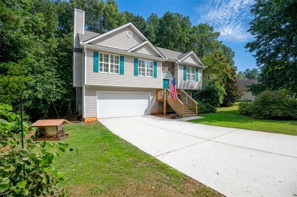 3 bedroom, 2 bathroom, 2,088 sq ft single family residence for sale at 1231 Cumberland Trail, Monroe, GA 30656 — photo 2