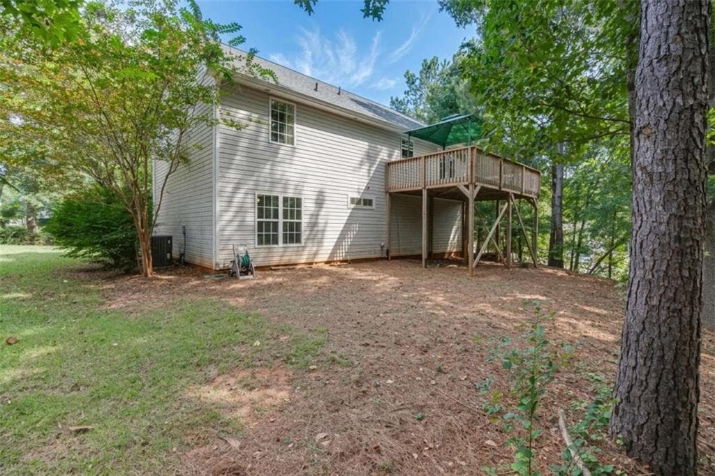 3 bedroom, 2 bathroom, 2,088 sq ft single family residence for sale at 1231 Cumberland Trail, Monroe, GA 30656 — photo 3