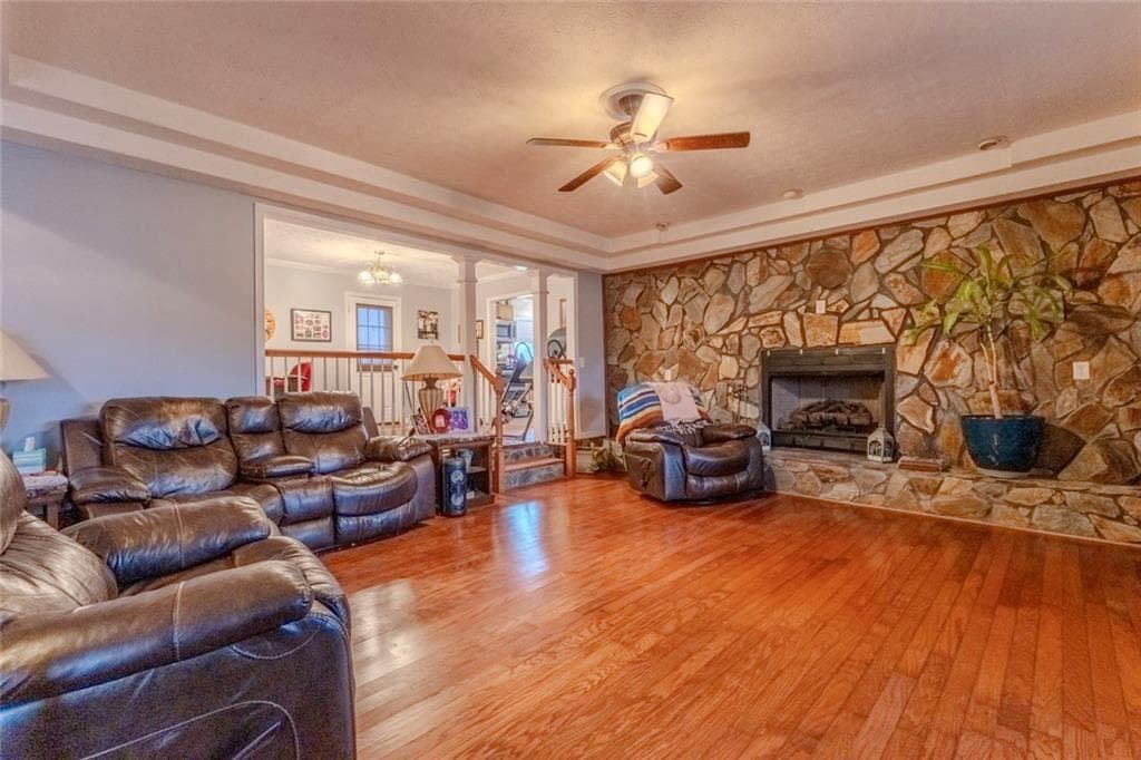 5 bedroom, 6 bathroom, 3,440 sq ft single family residence for sale at 160 HWY 320, Carnesville, GA 30521 — photo 4