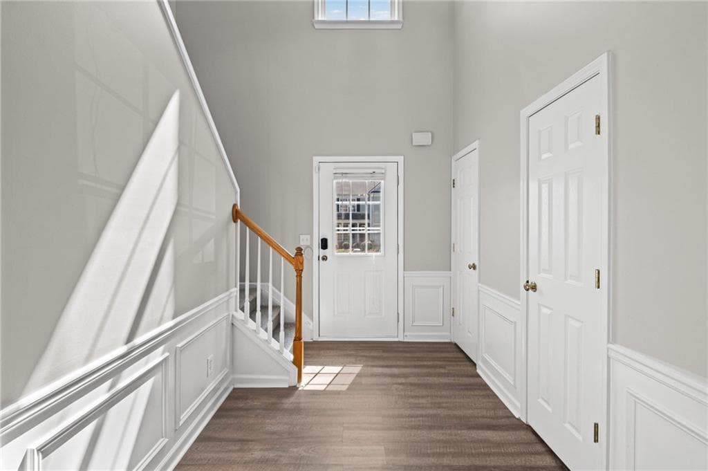 3 bedroom, 3 bathroom, 1,822 sq ft single family residence for sale at 512 Drifton Way, Woodstock, GA 30188 — photo 3