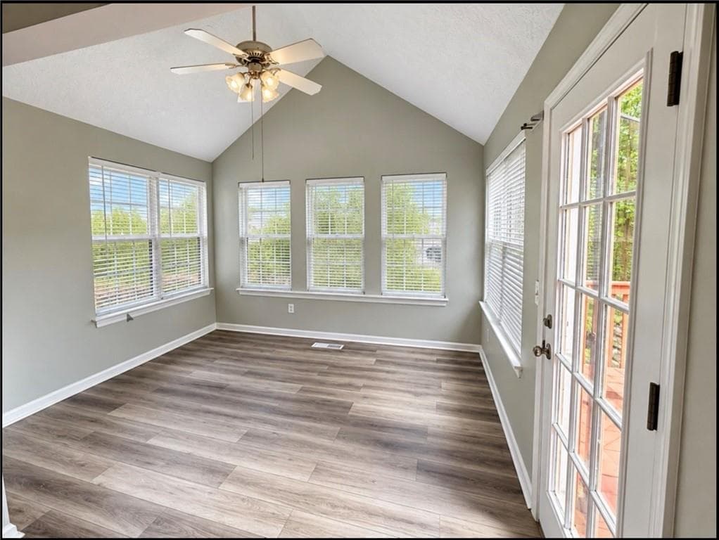 4 bedroom, 4 bathroom, 1,759 sq ft single family residence for rent at 1850 Eastford Trace, Stone Mountain, GA 30087 for $2,300 a month — photo 2