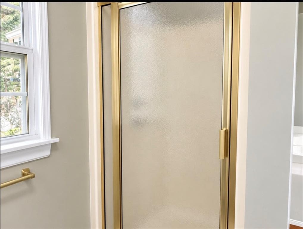 4 bedroom, 4 bathroom, 1,759 sq ft single family residence for rent at 1850 Eastford Trace, Stone Mountain, GA 30087 for $2,300 a month — photo 6