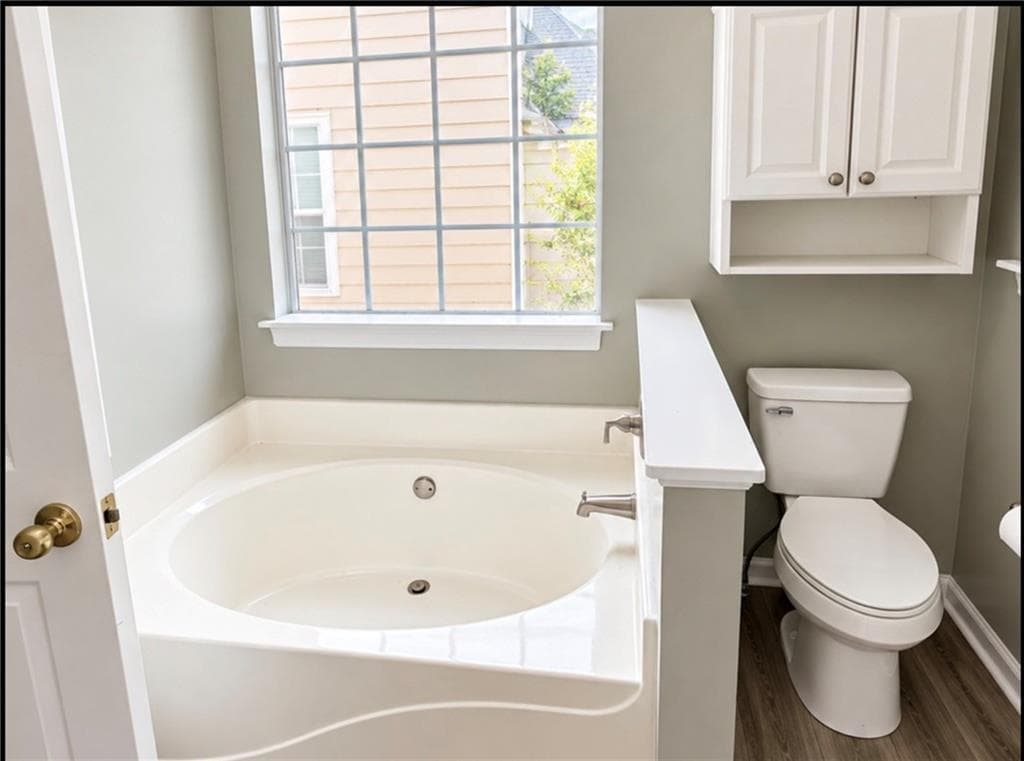 4 bedroom, 4 bathroom, 1,759 sq ft single family residence for rent at 1850 Eastford Trace, Stone Mountain, GA 30087 for $2,300 a month — photo 7