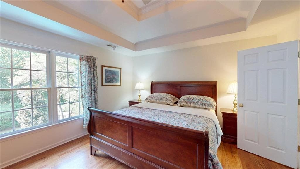 4 bedroom, 5 bathroom, 3,855 sq ft single family residence under contract at 1555 Timberline Trace, Snellville, GA 30078 — photo 7