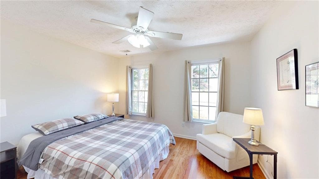 4 bedroom, 5 bathroom, 3,855 sq ft single family residence under contract at 1555 Timberline Trace, Snellville, GA 30078 — photo 8