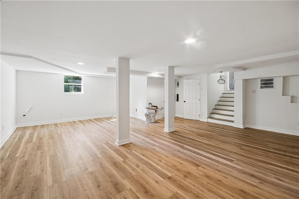 5 bedroom, 3 bathroom, 2,544 sq ft single family residence for sale at 2799 Hermosa Drive, Decatur, GA 30034 — photo 5