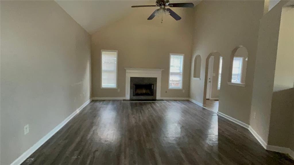 4 bedroom, 2 bathroom, 1,574 sq ft single family residence under contract at 4623 Reminisce Way, Douglasville, GA 30134 — photo 2