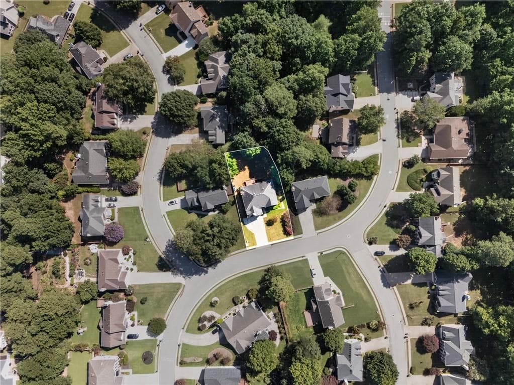 5 bedroom, 4 bathroom, 3,066 sq ft single family residence for sale at 3155 Oak Hampton Way, Duluth, GA 30096 — photo 7