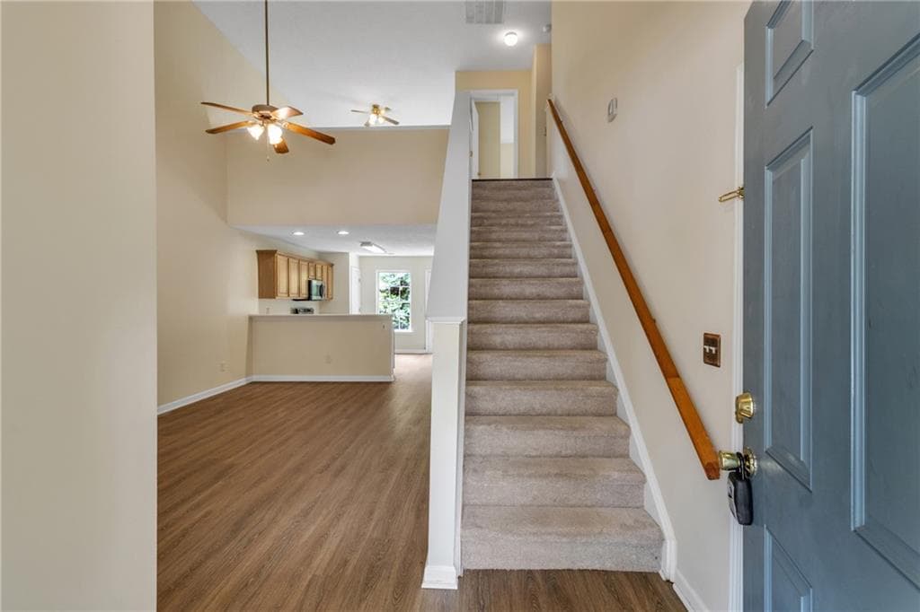 2 bedroom, 3 bathroom, 1,320 sq ft townhouse for sale at 167 London Dr, Mcdonough, GA 30253 — photo 5