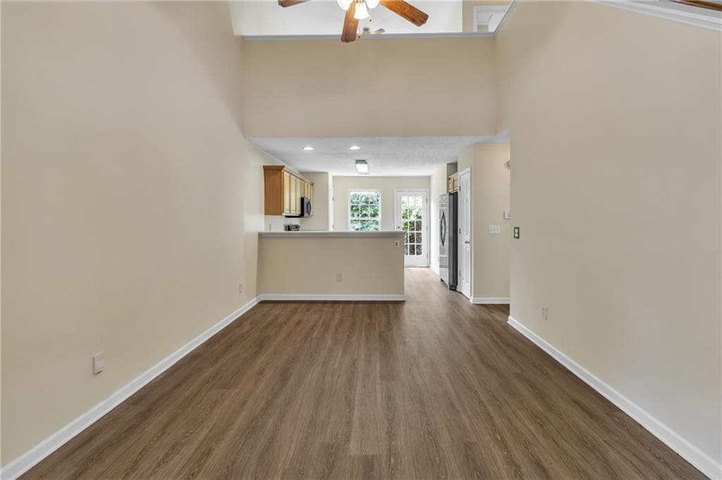 2 bedroom, 3 bathroom, 1,320 sq ft townhouse for sale at 167 London Dr, Mcdonough, GA 30253 — photo 8