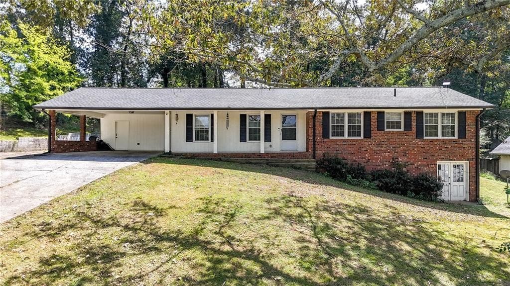 3 bedroom, 2 bathroom, 1,640 sq ft single family residence for sale at 45 Bishop Road, Cartersville, GA 30121