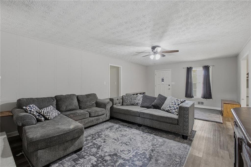 3 bedroom, 2 bathroom, 1,640 sq ft single family residence for sale at 45 Bishop Road, Cartersville, GA 30121 — photo 5