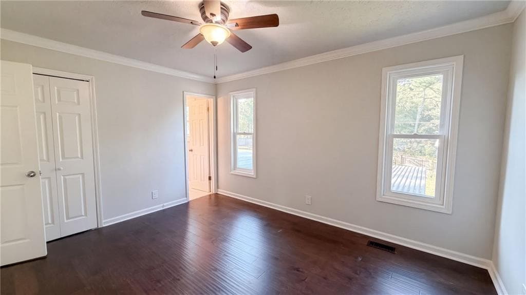3 bedroom, 2 bathroom, 1,196 sq ft single family residence for sale at 2984 Fetlock Drive, Marietta, GA 30064 — photo 4