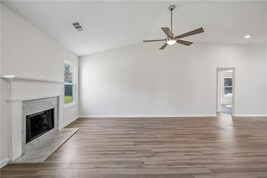 3 bedroom, 3 bathroom, 2,481 sq ft single family residence for sale at 3725 Bradford Walk Trail, Buford, GA 30519 — photo 8