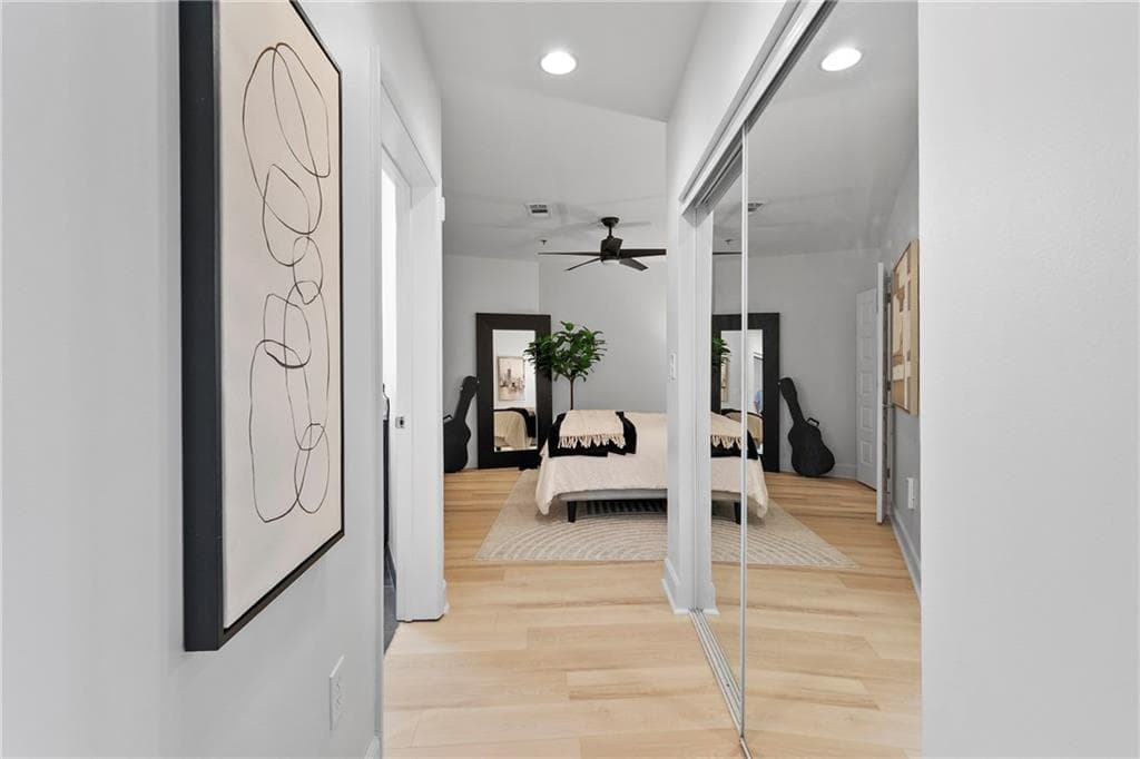 1 bedroom, 1 bathroom, 872 sq ft condominium for sale at 1080 Peachtree Street 807, Atlanta, GA 30309 — photo 5
