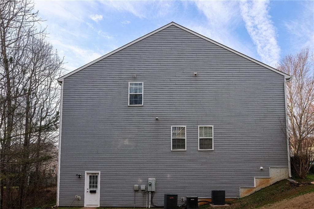 2 bedroom, 1 bathroom, 4,323 sq ft other for rent at 3230 Centerglen Lane, Cumming, GA 30040 for $1,650 a month — photo 8