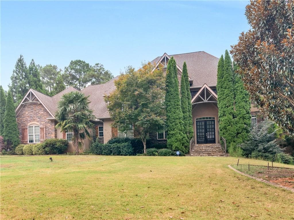 5 bedroom, 6 bathroom, 5,157 sq ft single family residence for sale at 105 Whitestone Drive, Mcdonough, GA 30253 — photo 2