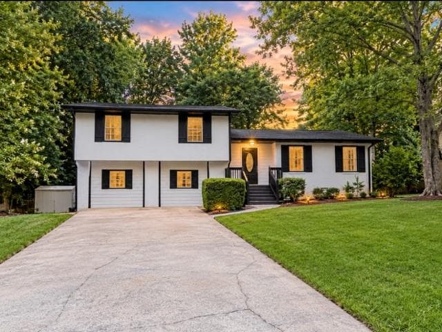 5 bedroom, 2 bathroom, 2,174 sq ft single family residence for sale at 3025 Butler Creek Road, Kennesaw, GA 30152 — photo 1 of 8