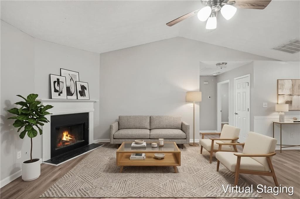 3 bedroom, 2 bathroom, 1,988 sq ft single family residence for sale at 240 Spring Circle, Senoia, GA 30276 — photo 5
