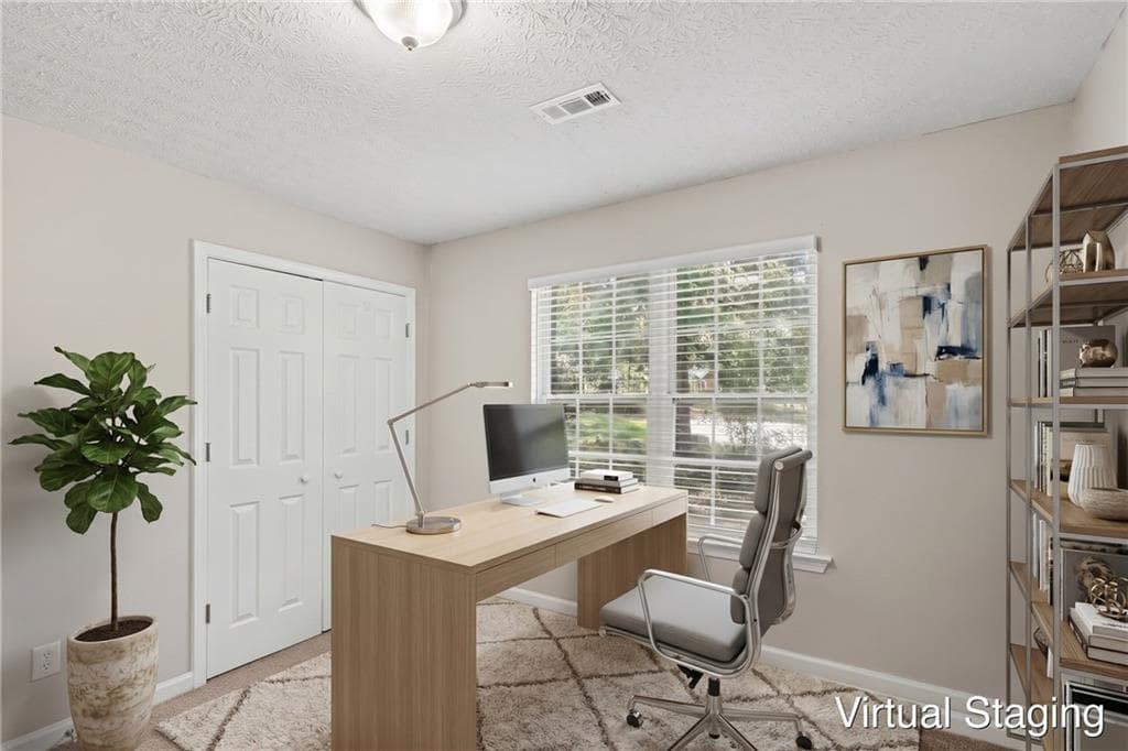 3 bedroom, 2 bathroom, 1,988 sq ft single family residence for sale at 240 Spring Circle, Senoia, GA 30276 — photo 9