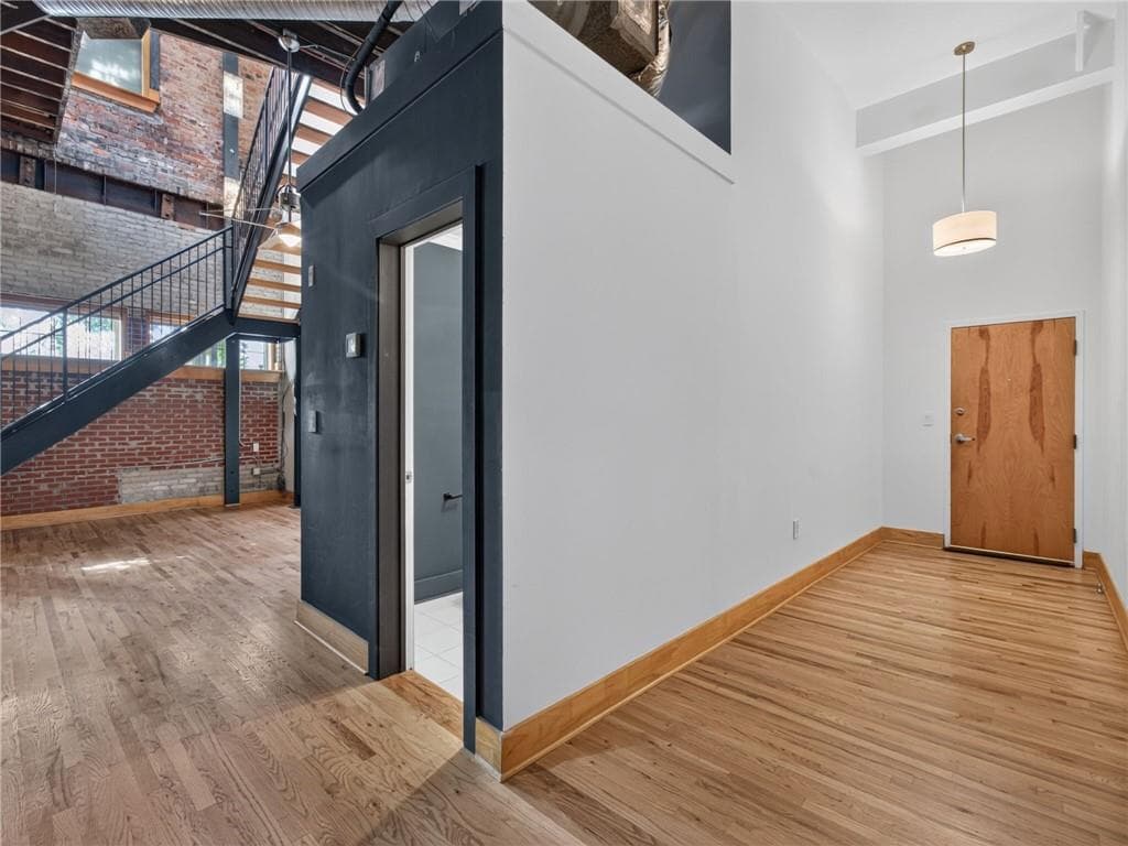 1 bedroom, 2 bathroom, 1,414 sq ft condominium for sale at 267 Peters Street 102, Atlanta, GA 30313 — photo 5