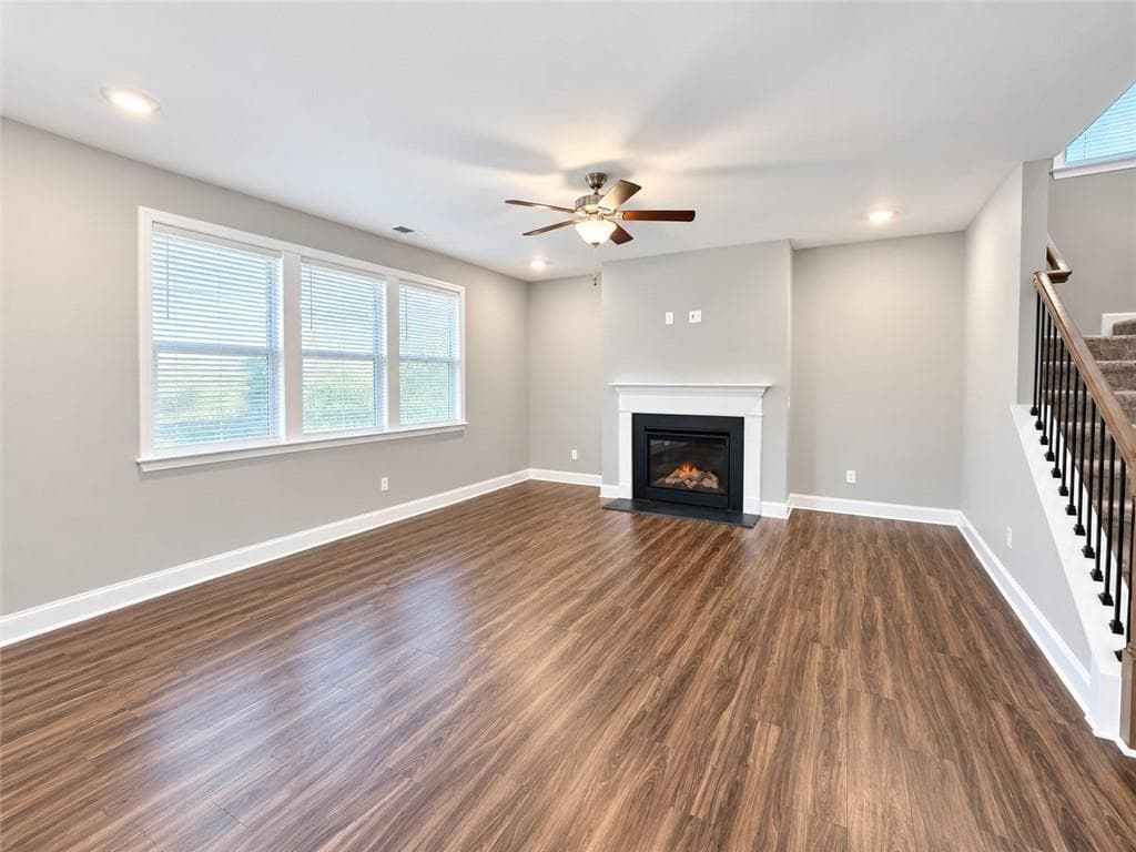 5 bedroom, 3 bathroom, 3,129 sq ft single family residence for sale at 173 Cattail Lane, Winder, GA 30680 — photo 5