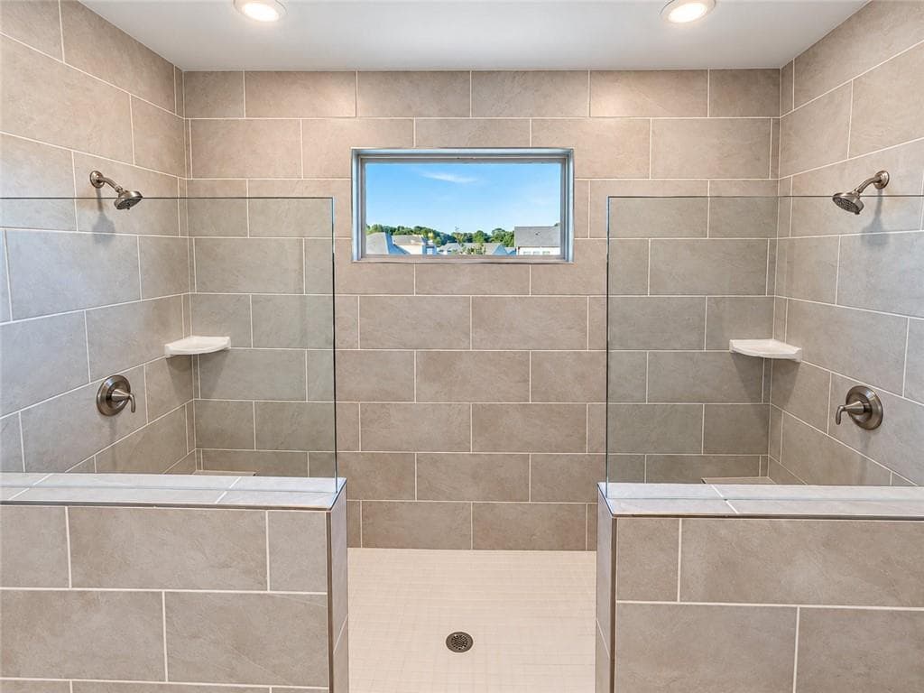 5 bedroom, 3 bathroom, 3,129 sq ft single family residence for sale at 173 Cattail Lane, Winder, GA 30680 — photo 9