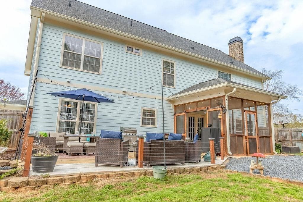5 bedroom, 3 bathroom, 3,132 sq ft single family residence for sale at 209 Suffolk Way, Mcdonough, GA 30252 — photo 9
