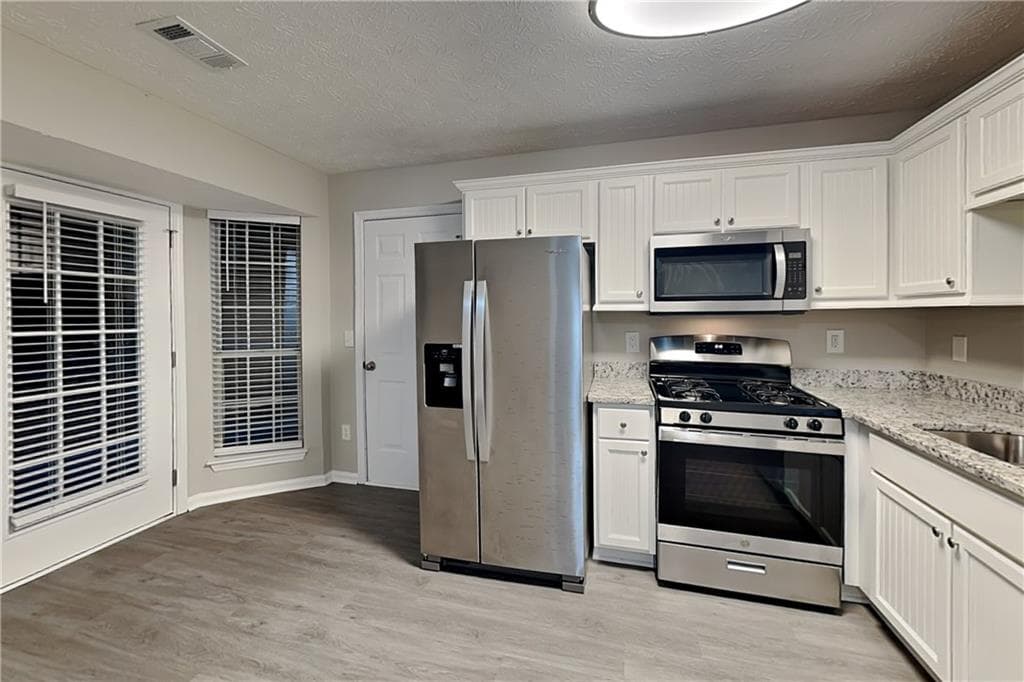 3 bedroom, 3 bathroom, 1,508 sq ft single family residence for rent at 1958 Morning Walk, Acworth, GA 30102 for $2,140 a month — photo 5