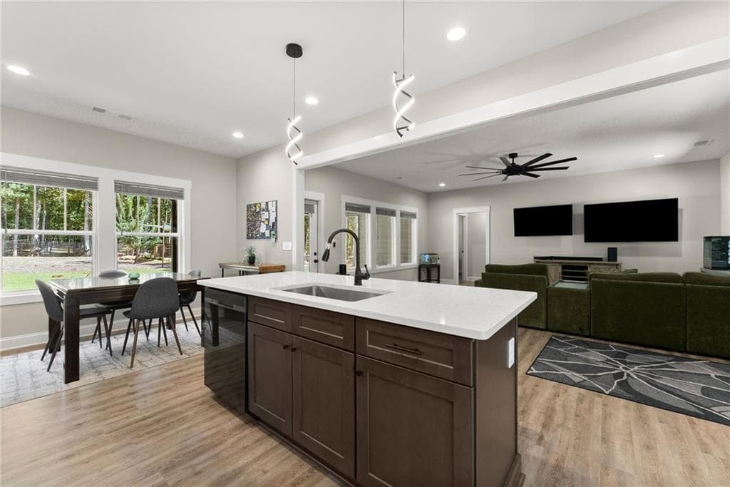 3 bedroom, 2 bathroom, 1,548 sq ft single family residence under contract at 631 Edmondson Road, Monroe, GA 30656 — photo 8