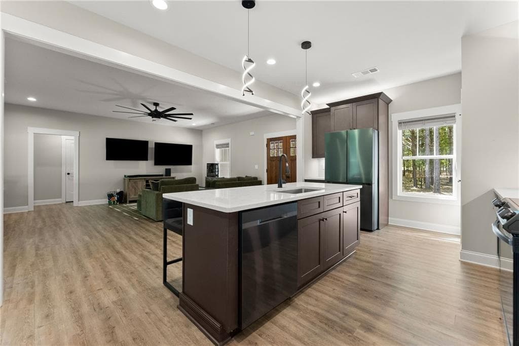 3 bedroom, 2 bathroom, 1,548 sq ft single family residence under contract at 631 Edmondson Road, Monroe, GA 30656 — photo 9