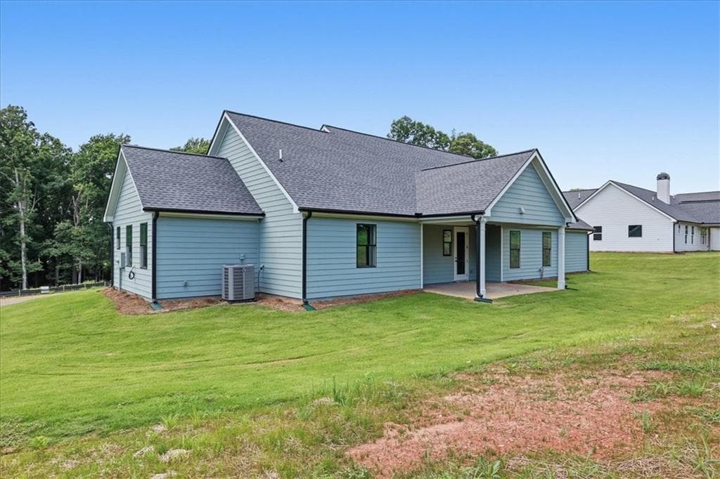 4 bedroom, 4 bathroom, 2,222 sq ft single family residence for sale at 105 Maney Drive, Statham, GA 30666 — photo 3