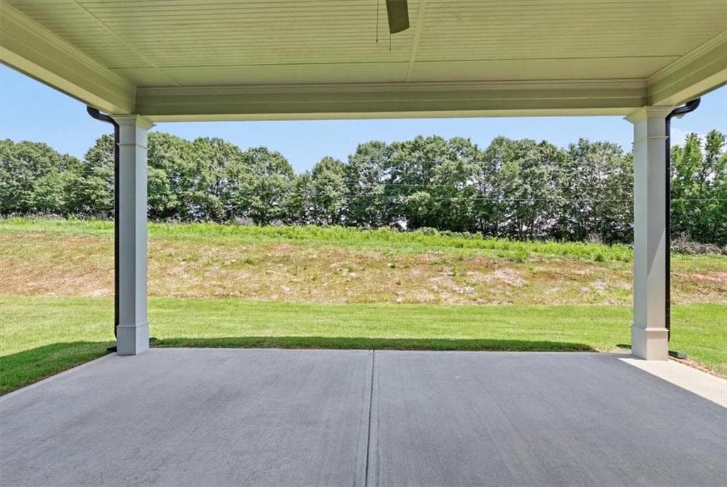 4 bedroom, 4 bathroom, 2,222 sq ft single family residence for sale at 105 Maney Drive, Statham, GA 30666 — photo 5