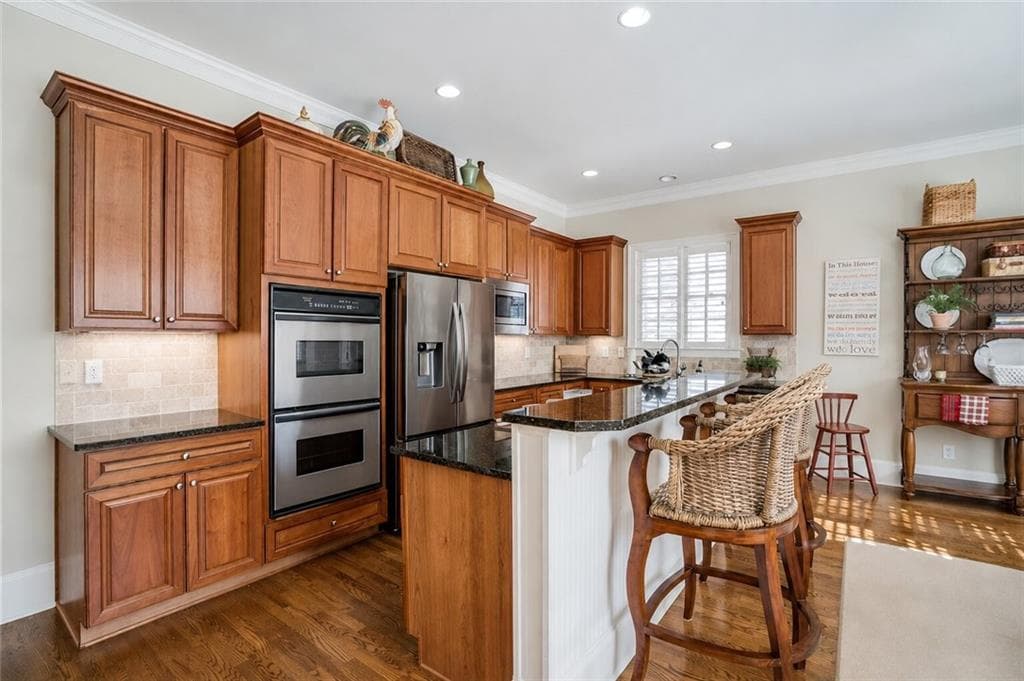 5 bedroom, 5 bathroom, 4,384 sq ft single family residence for sale at 194 Waterfront Park Lane, Dawsonville, GA 30534 — photo 5