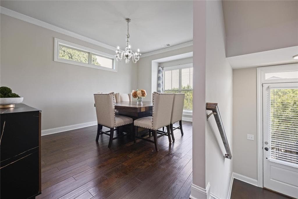 3 bedroom, 4 bathroom, 2,282 sq ft townhouse for sale at 1016 Township Square, Alpharetta, GA 30022 — photo 5