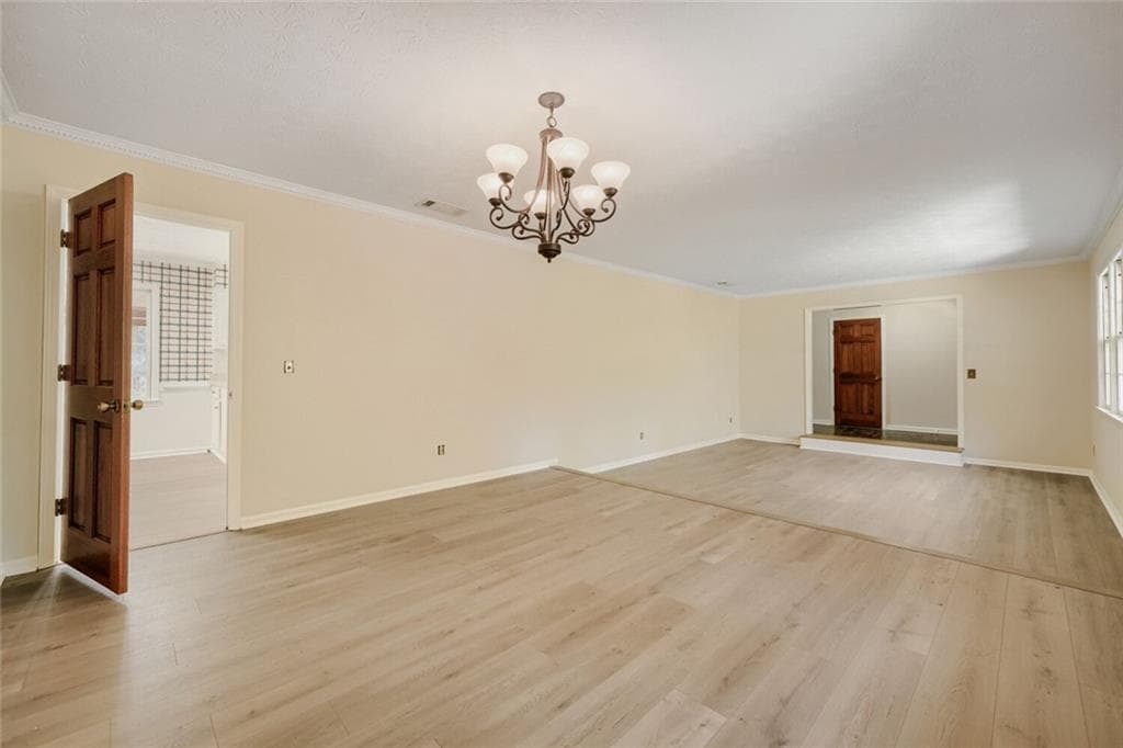 4 bedroom, 4 bathroom, 3,594 sq ft single family residence for sale at 1909 Lake Lucerne Way, Lilburn, GA 30047 — photo 6