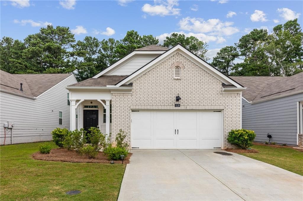 3 bedroom, 3 bathroom, 1,993 sq ft single family residence for sale at 5126 Tulip Square, Acworth, GA 30101
