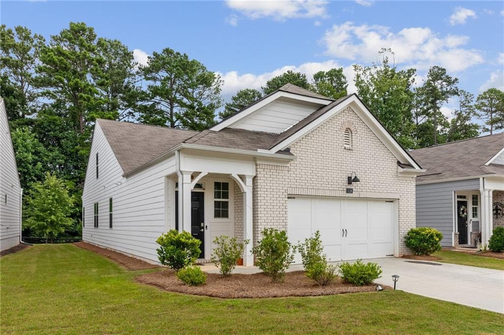 3 bedroom, 3 bathroom, 1,993 sq ft single family residence for sale at 5126 Tulip Square, Acworth, GA 30101 — photo 2