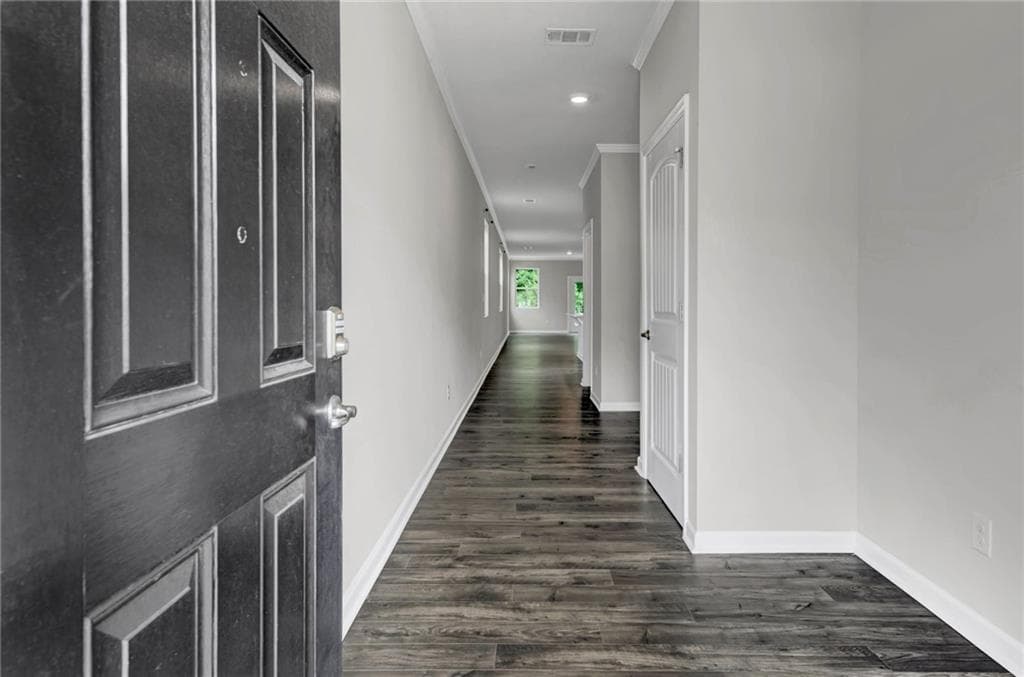 3 bedroom, 3 bathroom, 1,993 sq ft single family residence for sale at 5126 Tulip Square, Acworth, GA 30101 — photo 4